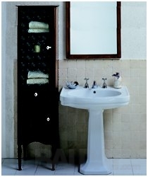 Aukšta pastatoma spintelė